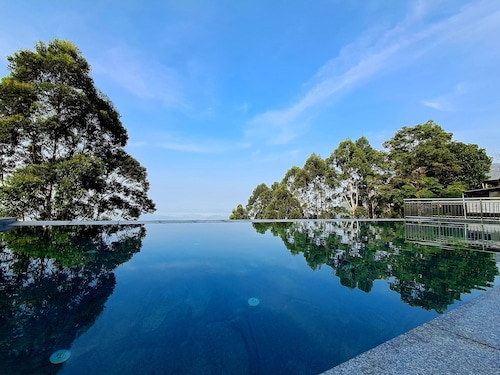 Fragrant Nature Munnar - A Classified Hotel