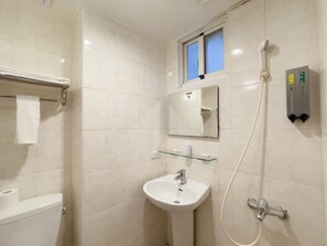 Standard Single Room, 1 Twin Bed | Bathroom | Shower, rainfall showerhead, hair dryer, towels - together hotel-Hualien Zhongshan (Hualien City)