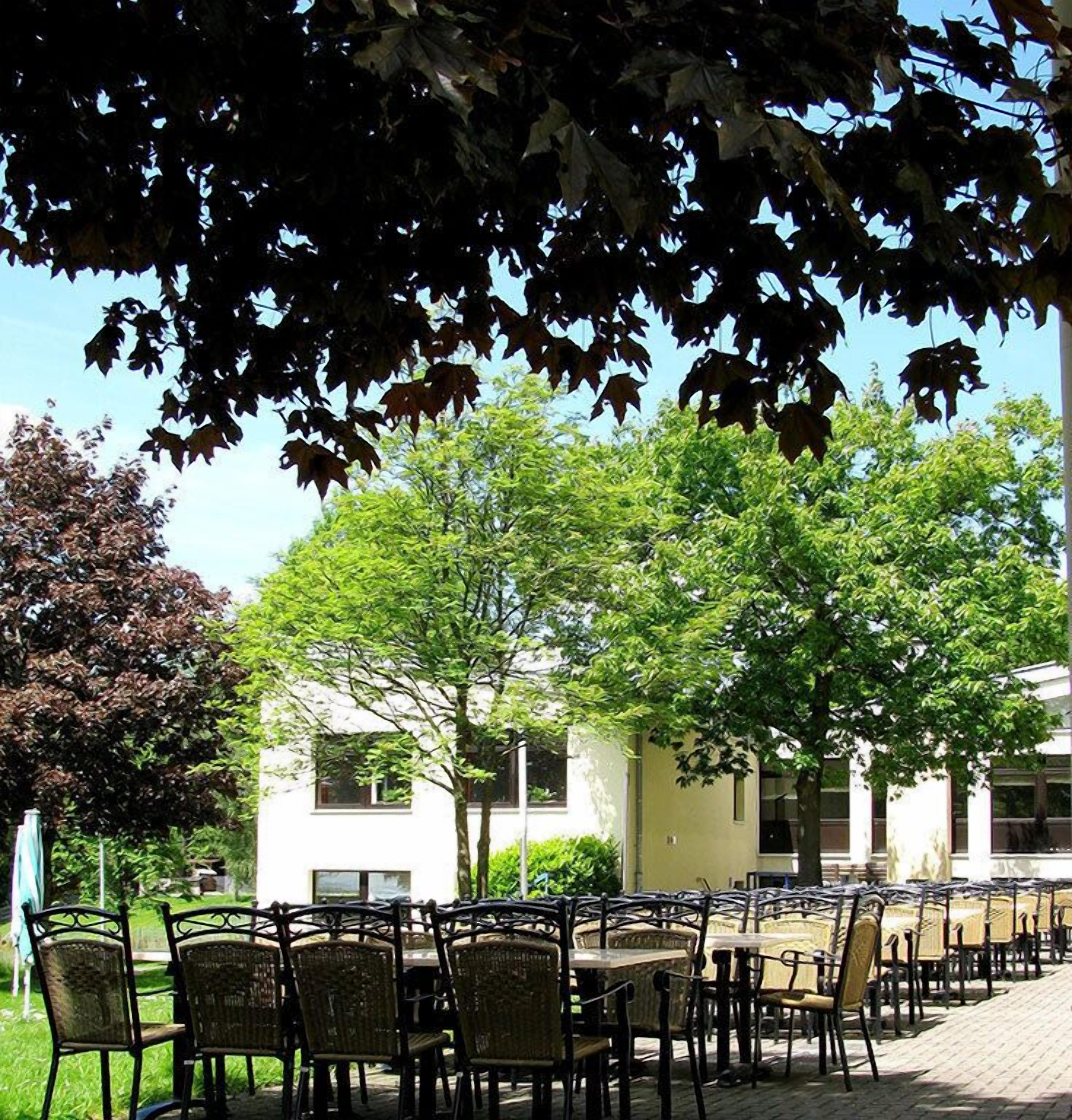 outdoor banquet area
