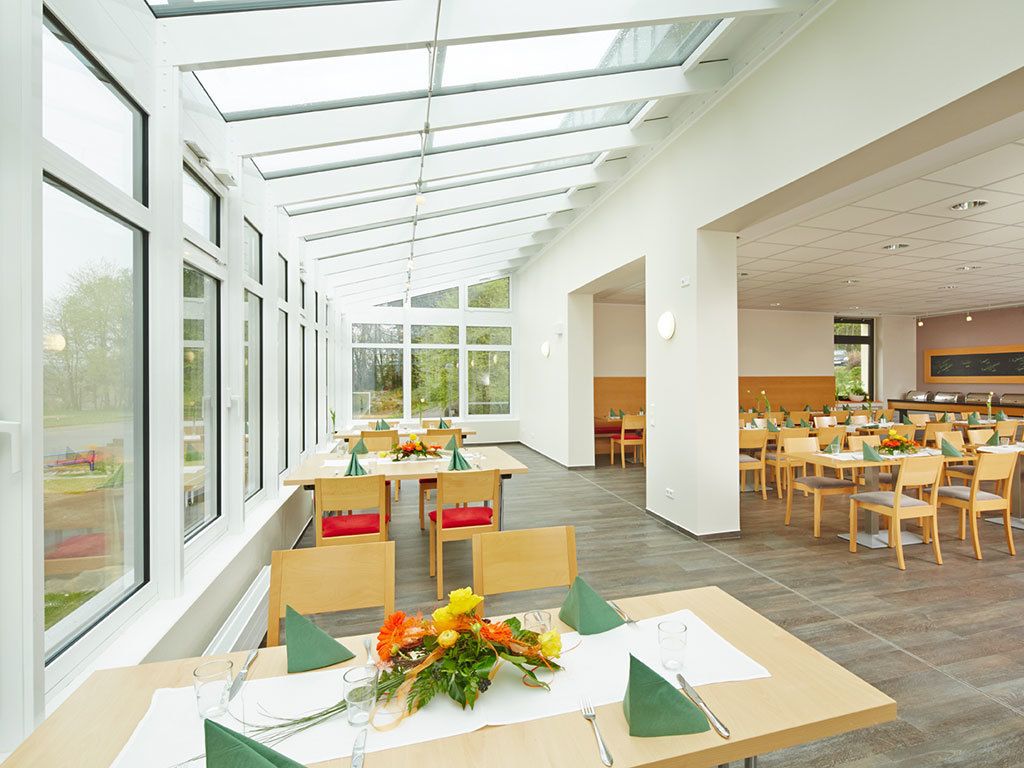 lunch and dinner served, local and international cuisine