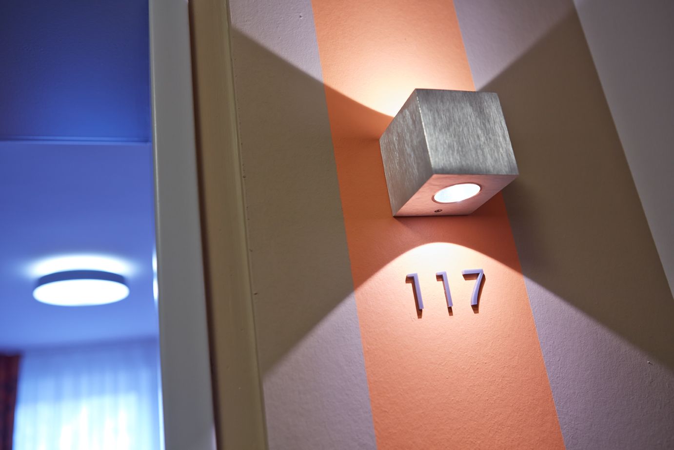 standard single room | desk, iron/ironing board, free cots/infant beds, rollaway beds