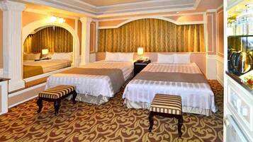 Blackout curtains, free WiFi, bed sheets