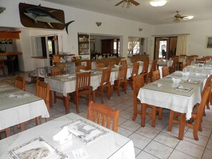 Restaurant - iLanga Lodge (St. Lucia)
