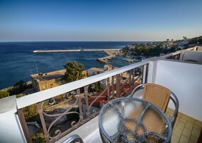 Habitación básica doble, vistas al mar | Vistas desde la habitación