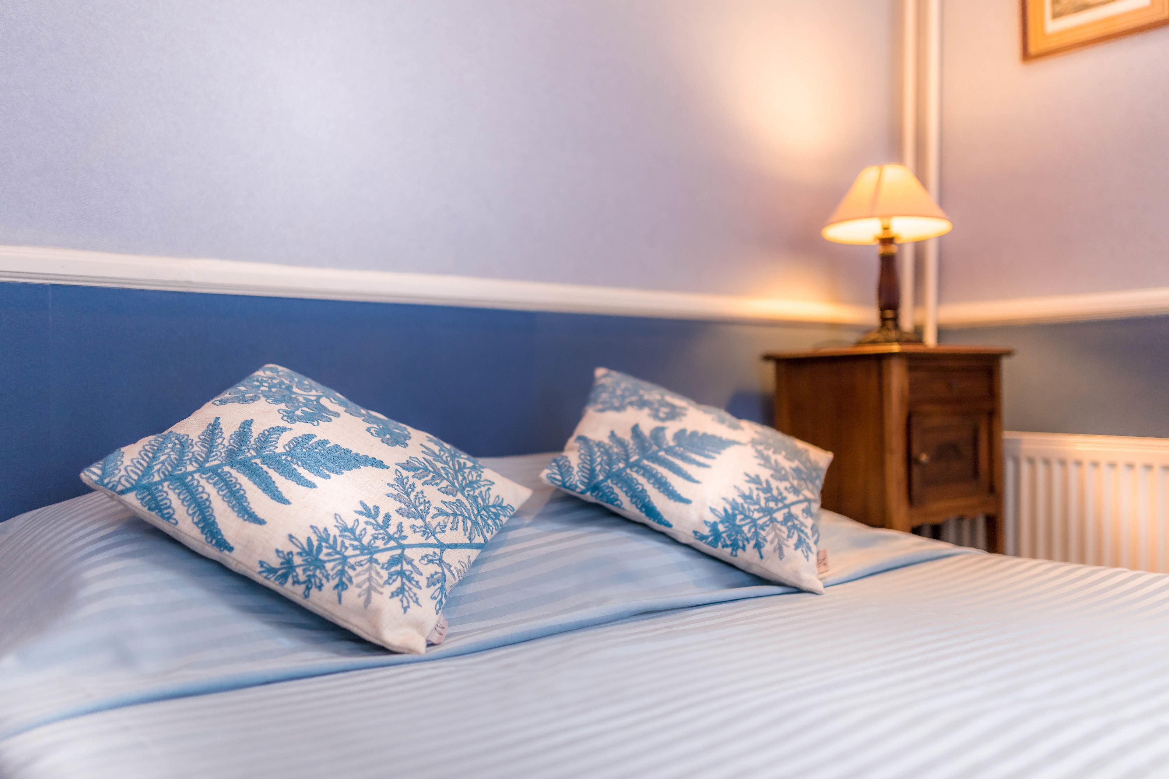 single room | desk, soundproofing, free wifi