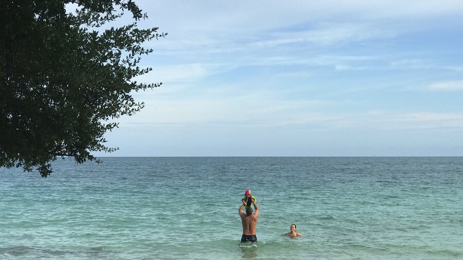 Side Walk Boutique Hotel