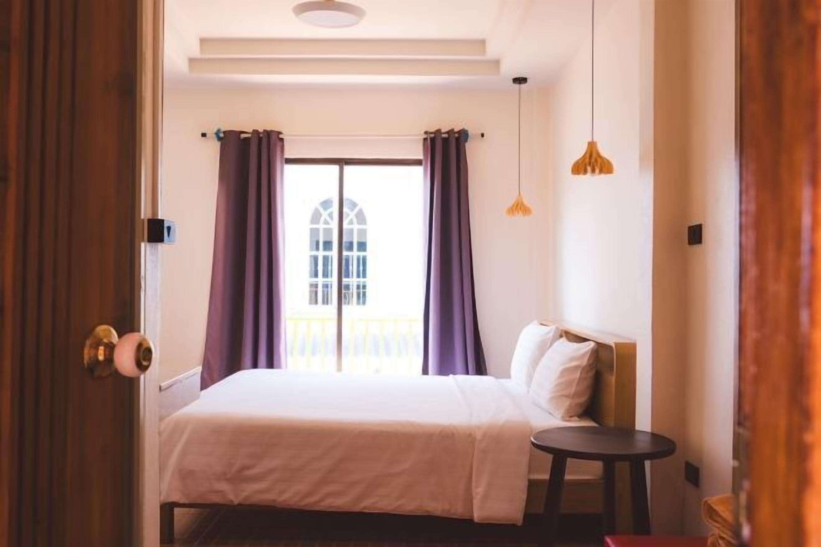 Wi-Fi ฟรี, ผ้าปูที่นอน