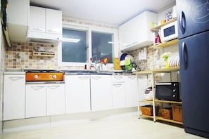 Frigorifero, microonde