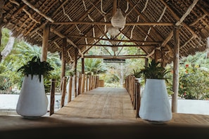 Front of property - Hakuna Majiwe Beach Lodge (Paje)