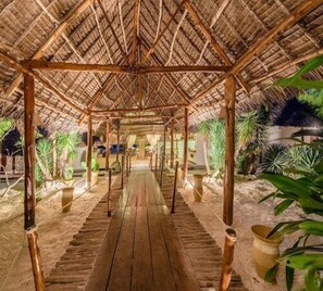 Terrace/patio - Hakuna Majiwe Beach Lodge (Paje)