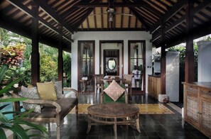 Televisión LCD, reproductor de DVD