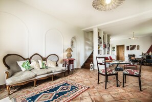 20-inch flat-screen TV with satellite channels, TV, books - Nake Residenza Artistica (Sant'Alfio)