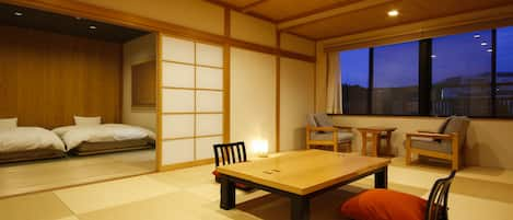 Japanese Style Room with Open Air Bath (Bed and Futon) | Minibar, rollaway beds, bed sheets