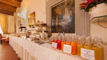 Daily buffet breakfast (EUR 10 per person)