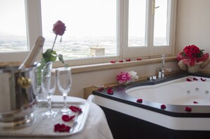 Couples treatment rooms, hot tub, massages - B&B Piccolo Hotel (Cortona)
