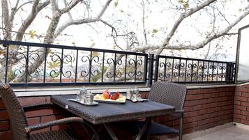 Standard Double Room | Balcony