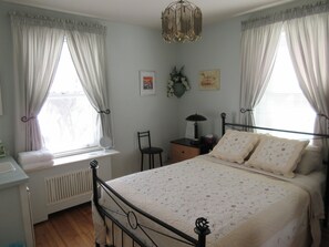 Chambre Double, salle de bains commune, vue fleuve (Verte)