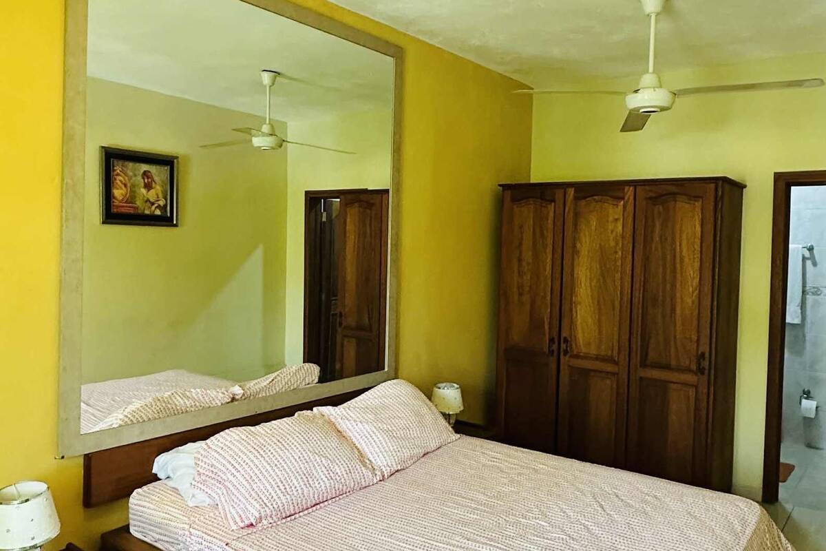 1 bedroom, in-room safe, free WiFi, bed sheets