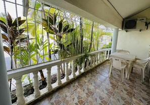Family Studio Suite | Terrace/patio - Aparthotel Michaela (Sosúa)