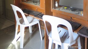Unclassified image, 4 of 11, button - San Jose Pension (Cebu)