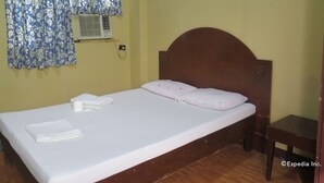 Unclassified image, 5 of 11, button - San Jose Pension (Cebu)