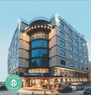 Front of property - Golden Tulip Addis Ababa (Addis Ababa)