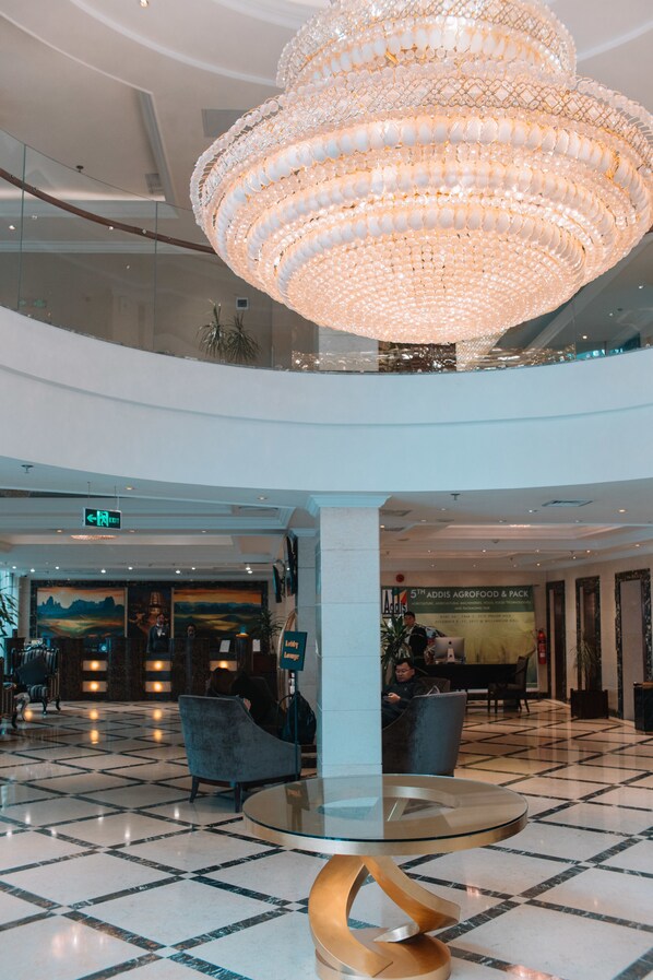 Lobby - Golden Tulip Addis Ababa (Addis Ababa)