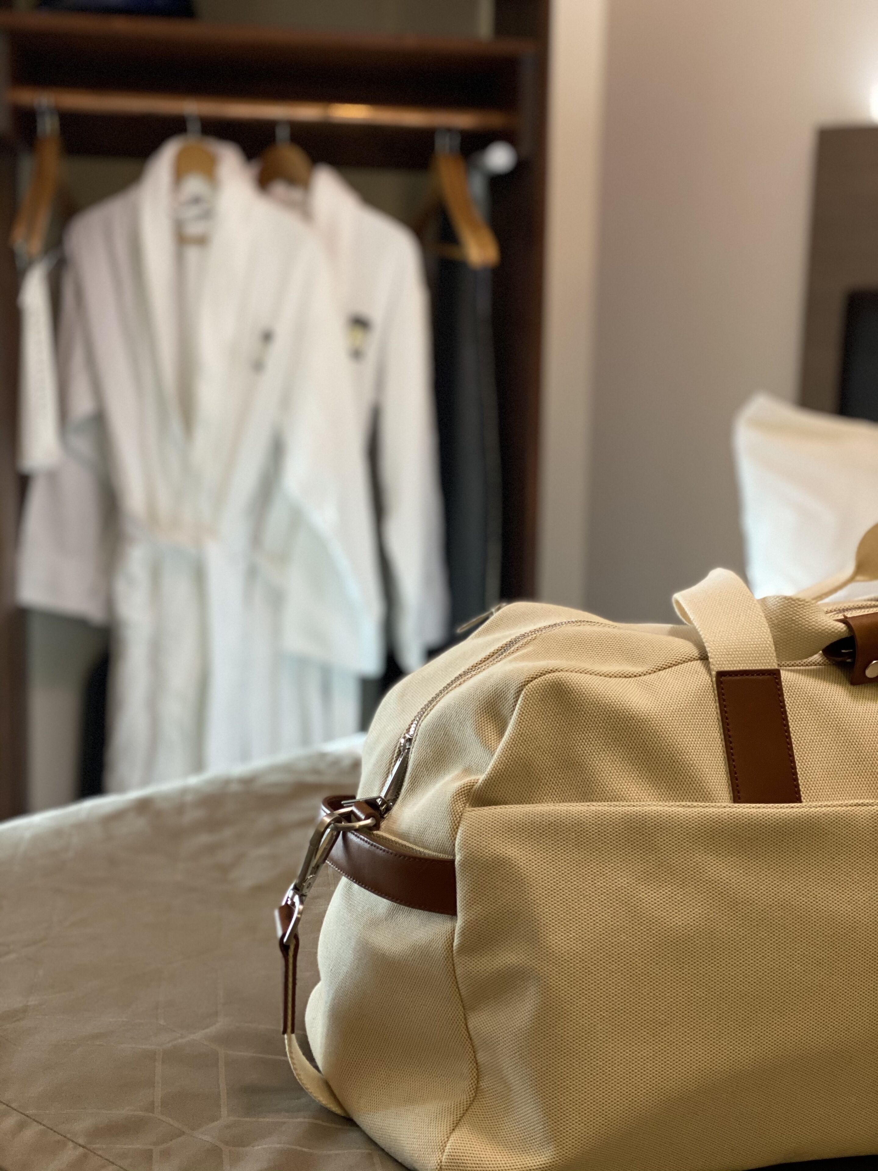 1 bedroom, egyptian cotton sheets, premium bedding, pillow-top beds