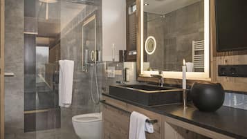 Luxury Chalet, 4 Bedrooms, Mountain View | Bathroom | Hair dryer, towels, toilet paper
