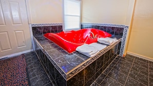 Luxury Room, 1 King Bed, Hot Tub | Deep soaking bathtub - Presidential Inn & Suites (Matteson)