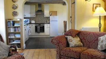 Cottage, Ensuite (The Stable - Y Stabl) | Private kitchen