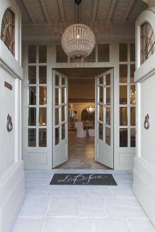 Entrée de l’hébergement