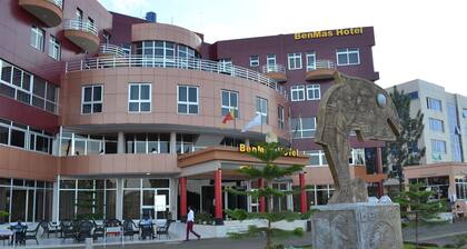BenMas Hotel