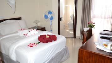 Deluxe Double Room | 1 bedroom, premium bedding, individually furnished, desk