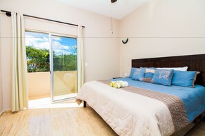 2 bedrooms, down comforters, in-room safe, blackout drapes