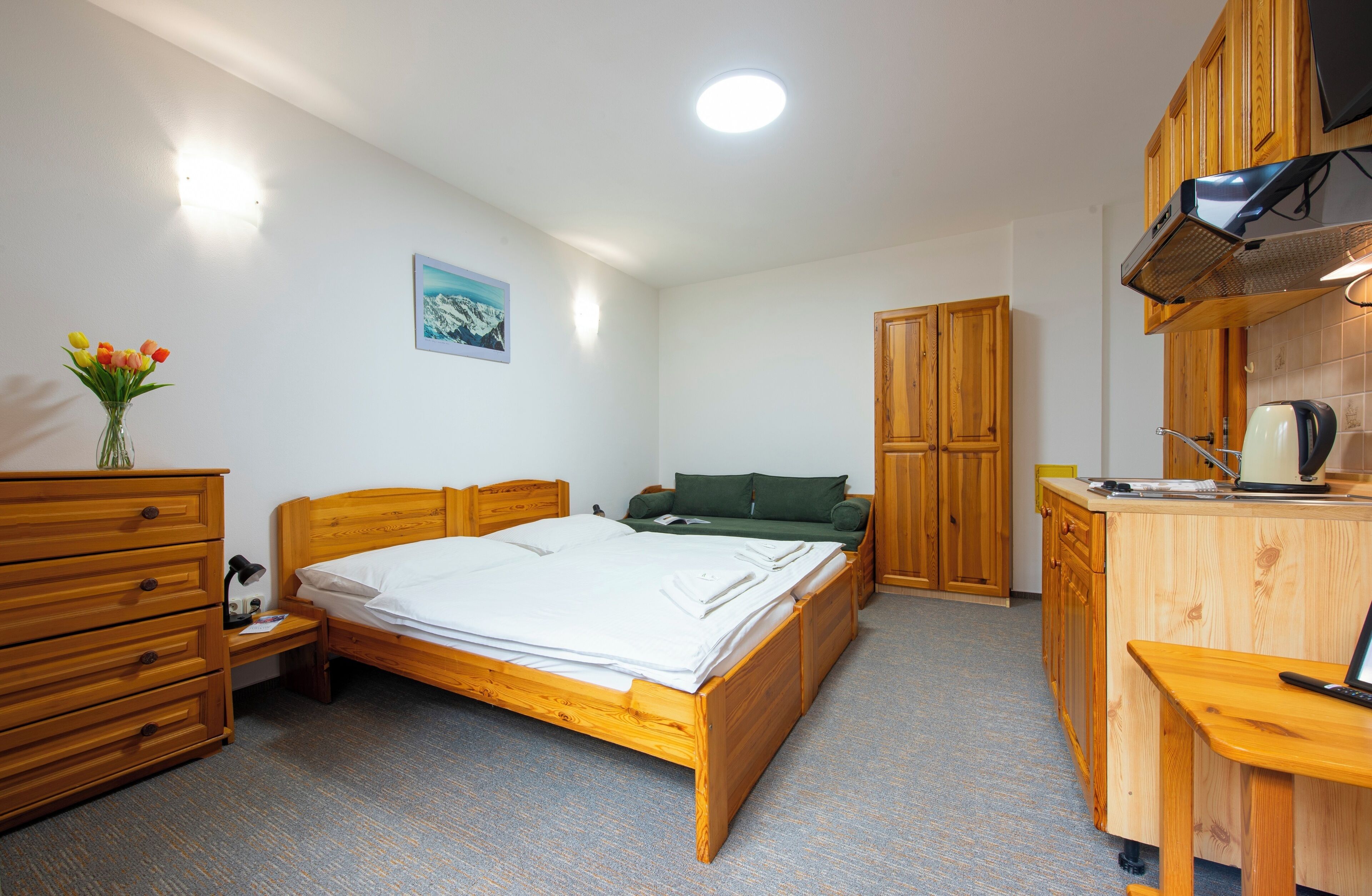 Private kitchenette
