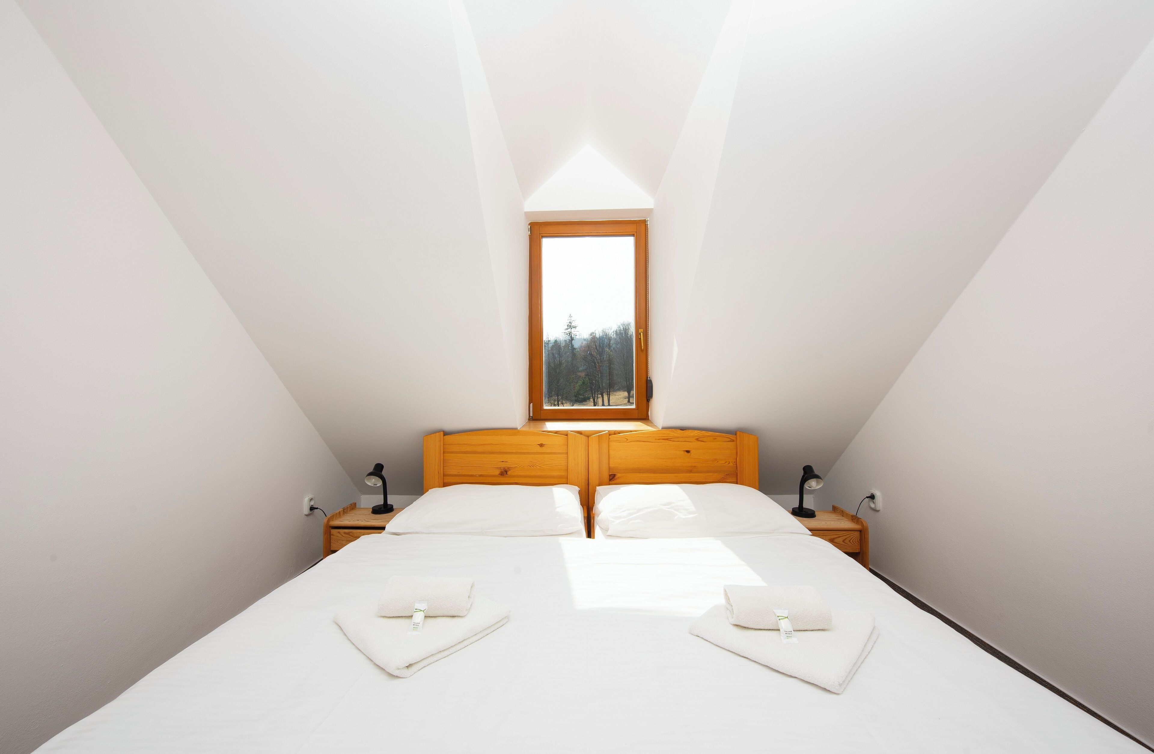 Family Studio | Cribs/infant beds, free WiFi, bed sheets