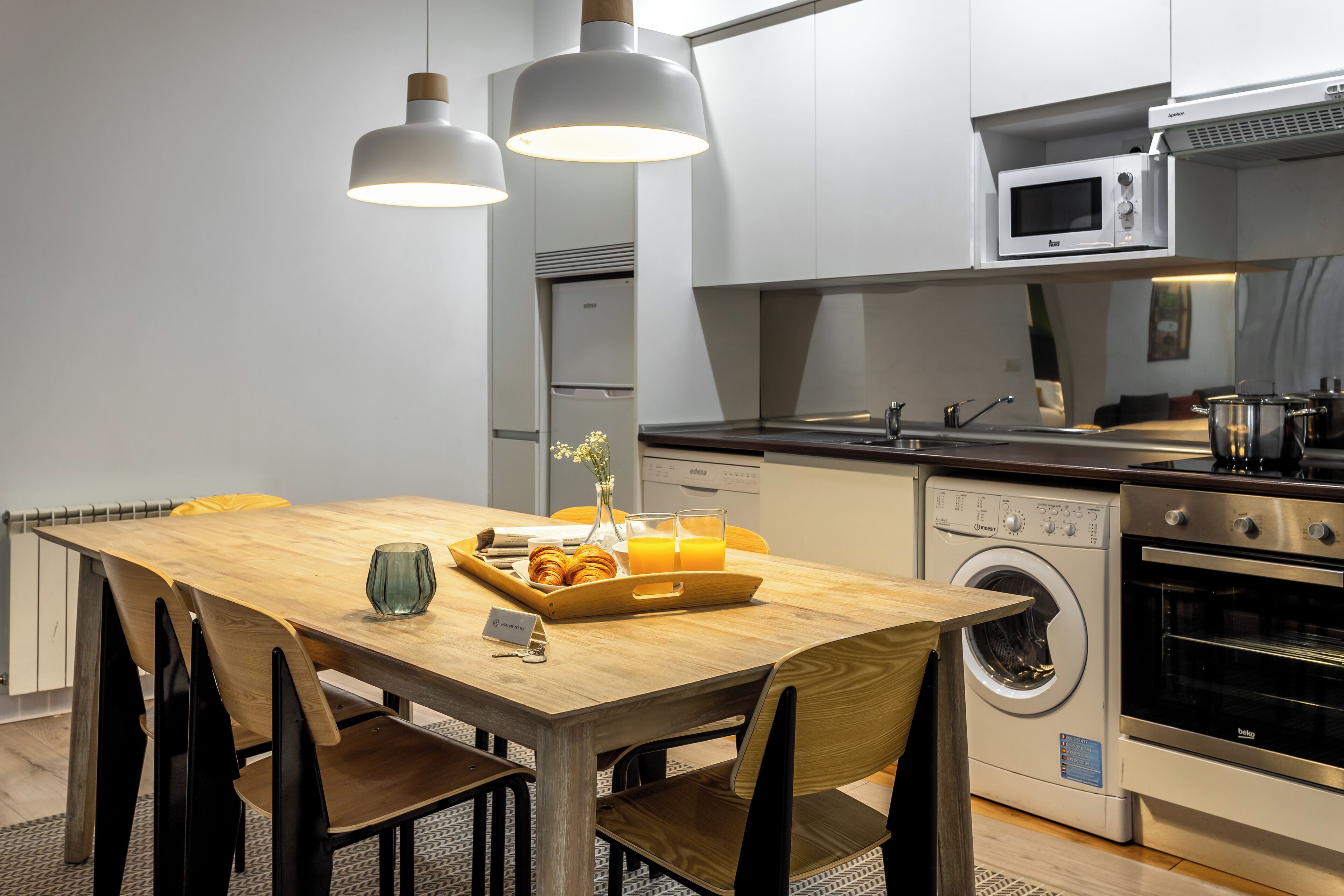 Apartment, 3 Bedrooms | Private kitchen | Fridge, microwave, oven, stovetop