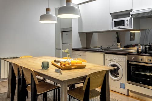 Apartament, 3 dormitoris | Cuina privada | Frigorífic, microones, forn i placa de cuina