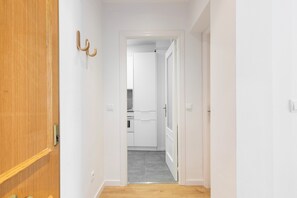 Apartment, 1 Bedroom, Balcony | Private kitchen | Fridge, microwave, oven, stovetop