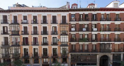 Aspasios Calle Mayor Apartments