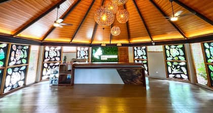 Evergreen Lodge