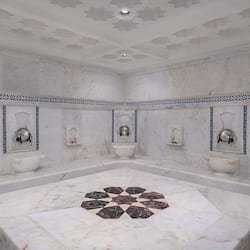 Couples treatment rooms, sauna, hot tub, steam room, Turkish bath