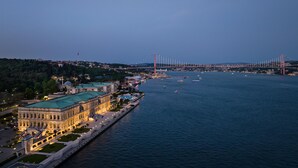Unclassified image, 2 of 389, button - Ciragan Palace Kempinski (Istanbul)
