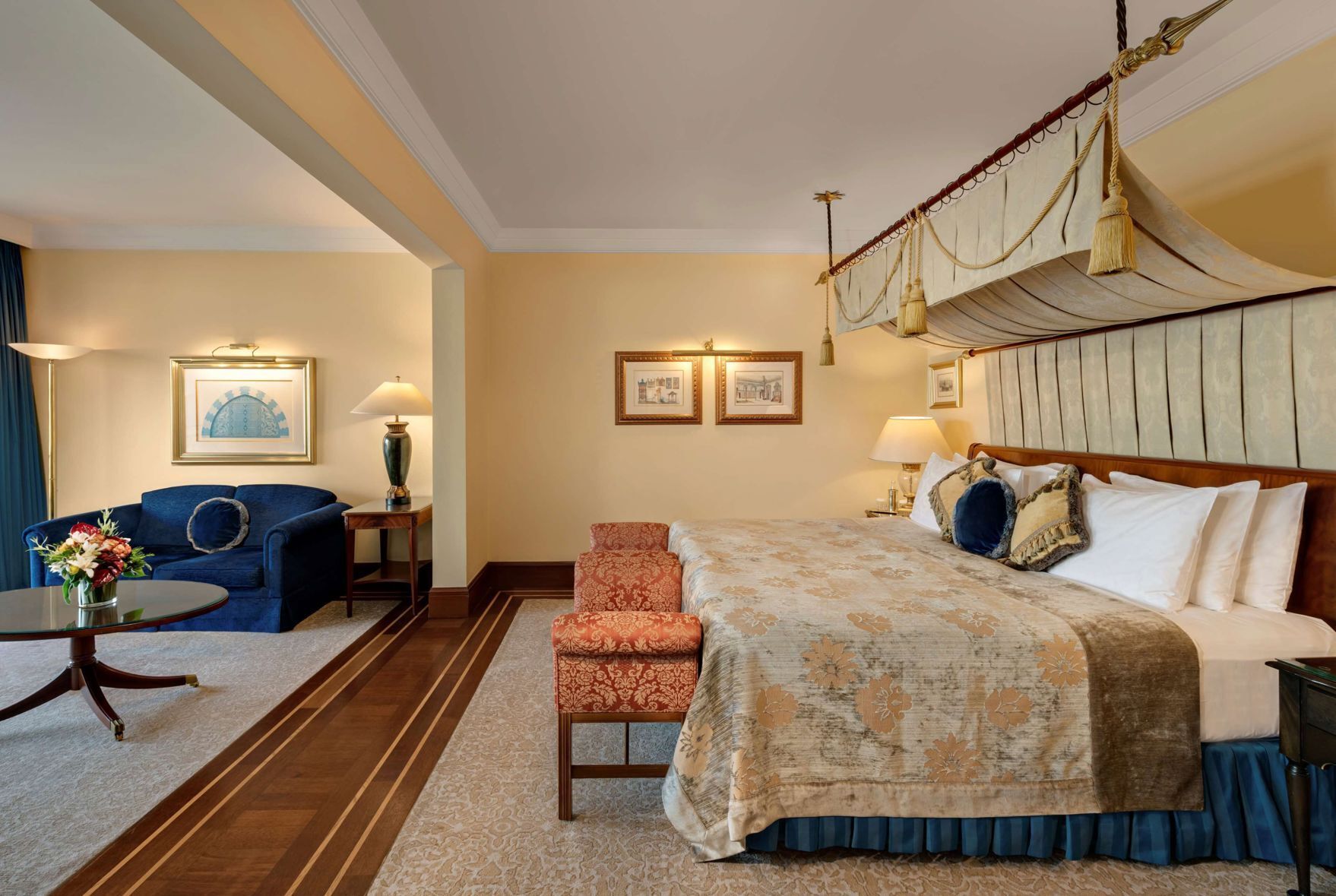 Egyptian cotton sheets, premium bedding, down comforters, minibar