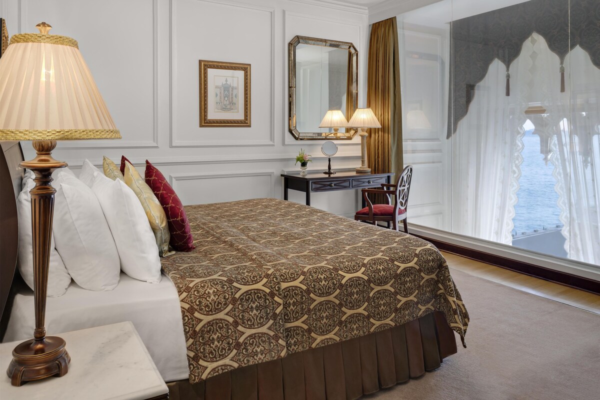 Valide Sultan Suite | View from room