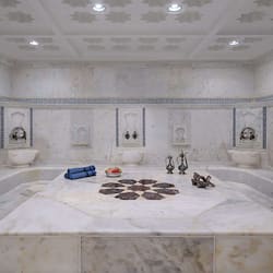 Couples treatment rooms, sauna, hot tub, steam room, Turkish bath