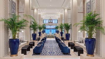 6 間餐廳;本地菜