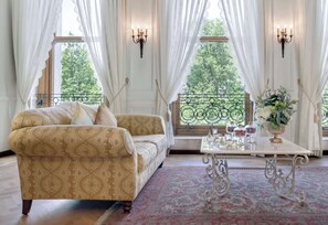 Harem Suite | Egyptian cotton sheets, premium bedding, down comforters, minibar - Ciragan Palace Kempinski (Istanbul)