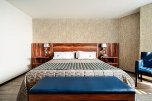 Premium bedding, in-room safe, desk, laptop workspace - Hotel Parque Satelite (Tlalnepantla de Baz)
